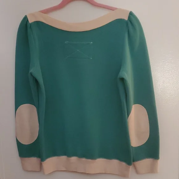 Marc Jacobs Teal and Cream Barely Off-the-Shoulder Sweater - Picture 6 of 7